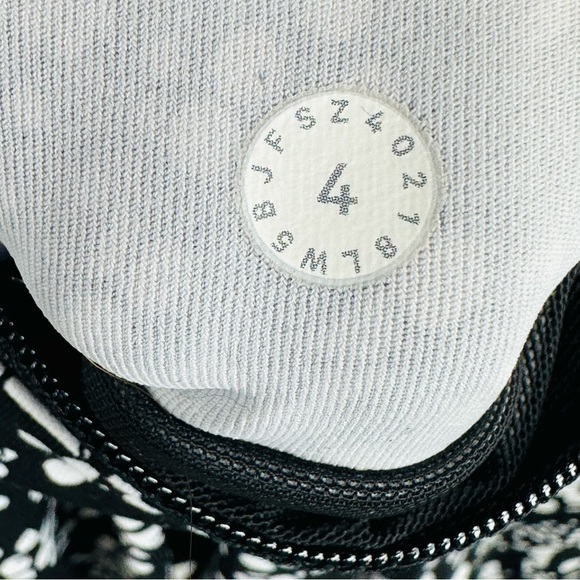 Lululemon Size 4 Wunder Under High-Rise Tight 28" Full-On Luxtreme Floral Spritz - Picture 7 of 13